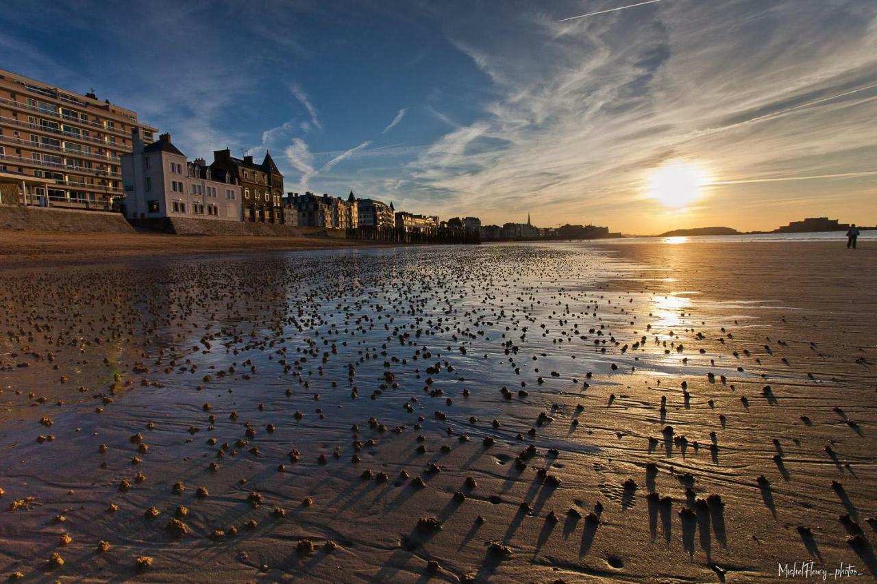 La Vallee Du Launay Taden Exteriér fotografie